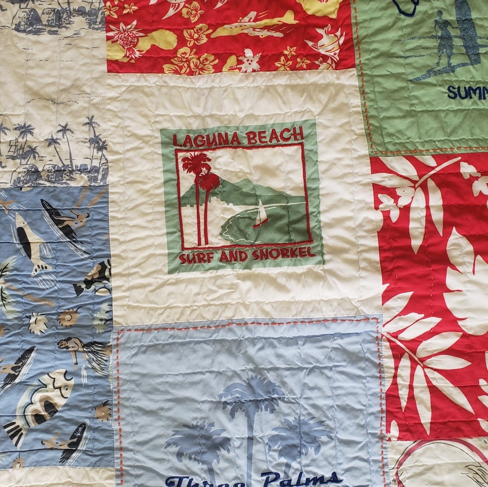 Pottery Barn. TWIN Island Patchwork Quilt - Picture 4 of 8